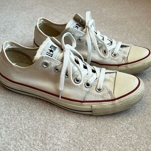 Converse White All Star Low Top Sneakers 9.5